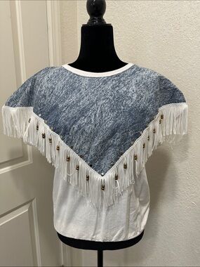 Vintage Hazelwood White Short-Sleeve Tee with Blue Marbled Fringe & Bead Detail